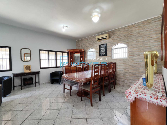 Imagem Casa com 3 Quartos à Venda, 250 m² em Solemar - Praia Grande Imagem Casa com 3 Quartos à Venda, 250 m² em Solemar - Praia Grande