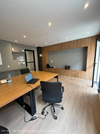 Imóvel Comercial à Venda, 27 m² em Vila Mazzei - São Paulo