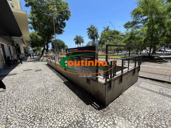 Imóvel Comercial à Venda, 100 m² em Centro - Rio De Janeiro
