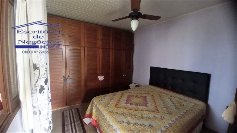 Imagem Casa com 5 Quartos à Venda, 280 m² em Camaquã - Porto Alegre Imagem Casa com 5 Quartos à Venda, 280 m² em Camaquã - Porto Alegre