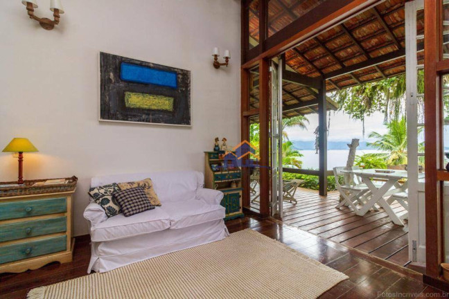 Imagem Imóvel com 6 Quartos à Venda, 480 m² em Angra Dos Reis Imagem Imóvel com 6 Quartos à Venda, 480 m² em Angra Dos Reis