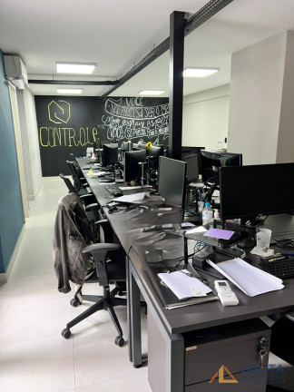 Imagem Sala Comercial à Venda, 89 m² em Centro - Florianópolis Imagem Sala Comercial à Venda, 89 m² em Centro - Florianópolis