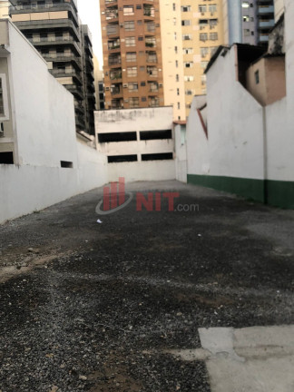 Terreno à Venda, 450 m² em Ingá - Niterói