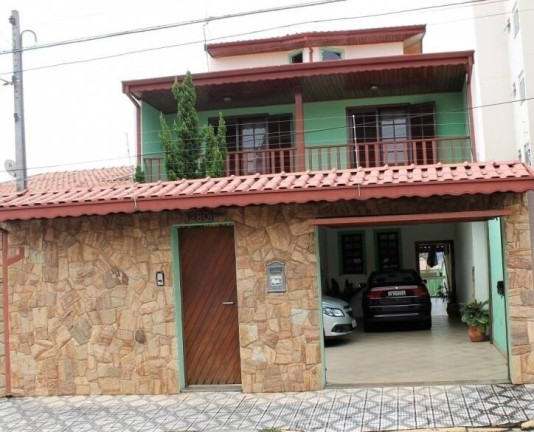 Imagem Casa com 3 Quartos à Venda, 268 m² em Esplanada Independência - Taubaté