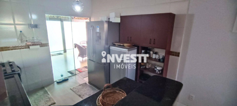 Imagem Casa com 3 Quartos à Venda, 180 m² em Setor Três Marias - Goiânia Imagem Casa com 3 Quartos à Venda, 180 m² em Setor Três Marias - Goiânia