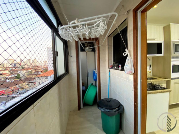 Imagem Apartamento com 3 Quartos à Venda, 204 m² em Marapé - Santos