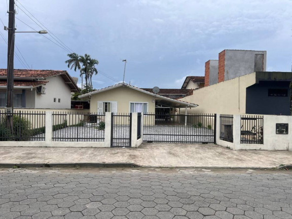 Imagem Casa com 2 Quartos à Venda, 90 m² em Centro - Balneário Barra Do Sul Imagem Casa com 2 Quartos à Venda, 90 m² em Centro - Balneário Barra Do Sul