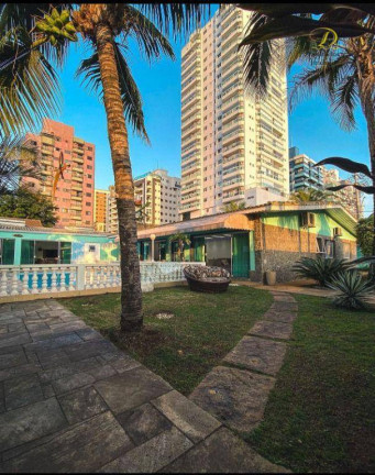 Casa com 3 Quartos à Venda, 350 m² em Canto Do Forte - Praia Grande