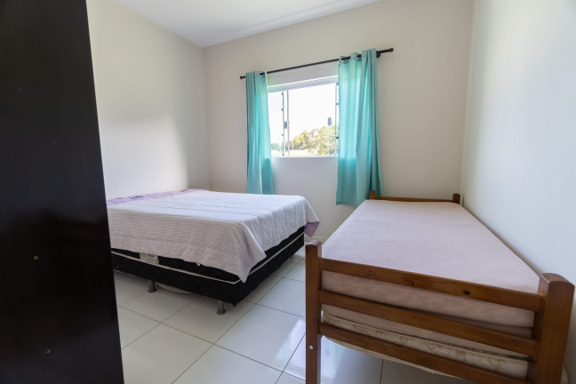 Imagem Sobrado com 5 Quartos à Venda, 352 m² em Ninho Verde Ii - Pardinho Imagem Sobrado com 5 Quartos à Venda, 352 m² em Ninho Verde Ii - Pardinho