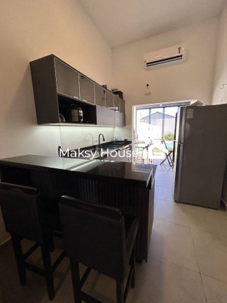 Imagem Casa com 3 Quartos para Temporada, em Bal. Nereidas - Guaratuba Imagem Casa com 3 Quartos para Temporada, em Bal. Nereidas - Guaratuba