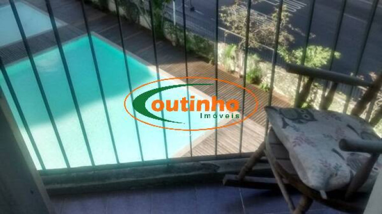 Imagem Apartamento com 2 Quartos à Venda, 64 m² em Maracanã - Rio De Janeiro Imagem Apartamento com 2 Quartos à Venda, 64 m² em Maracanã - Rio De Janeiro