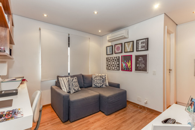 Imagem Apartamento com 3 Quartos à Venda, 162 m² em Vila Nova Conceição - São Paulo