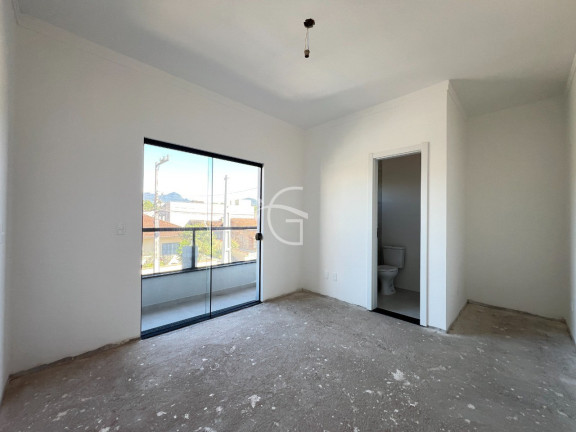 Imagem Casa com 3 Quartos à Venda,  em Vila Nova - Joinville