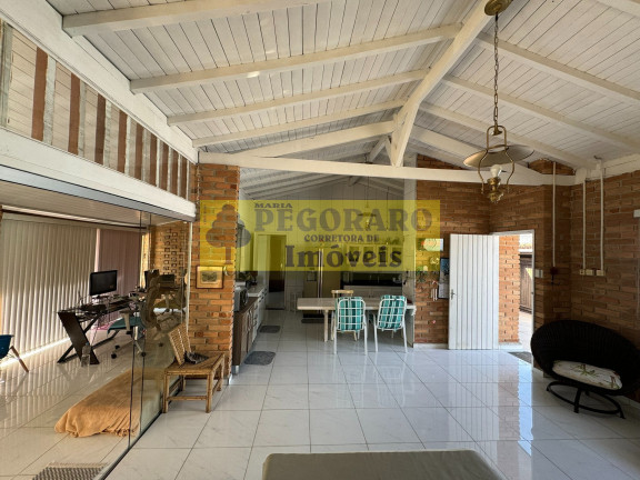 Imagem Casa com 4 Quartos à Venda, 250 m² em Martim De Sá - Caraguatatuba Imagem Casa com 4 Quartos à Venda, 250 m² em Martim De Sá - Caraguatatuba