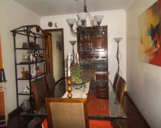 Imagem Imóvel com 4 Quartos à Venda, 120 m² em Icaraí - Niterói Imagem Imóvel com 4 Quartos à Venda, 120 m² em Icaraí - Niterói