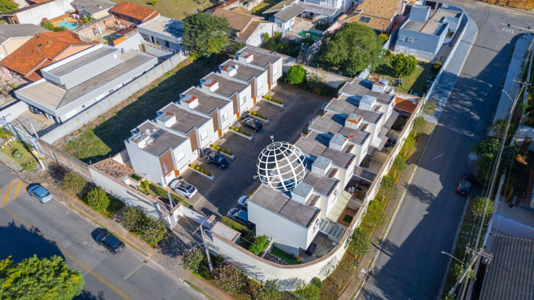Imagem Casa com 2 Quartos à Venda, 72 m² em Jardim Dos Pinheiros - Atibaia Imagem Casa com 2 Quartos à Venda, 72 m² em Jardim Dos Pinheiros - Atibaia
