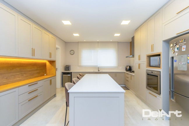 Imagem Casa com 3 Quartos à Venda, 398 m² em Uberaba - Curitiba Imagem Casa com 3 Quartos à Venda, 398 m² em Uberaba - Curitiba
