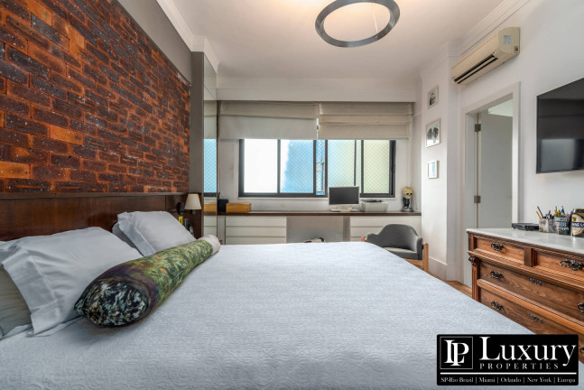 Imagem Apartamento com 3 Quartos à Venda, 220 m² em Jardim Paulista - São Paulo