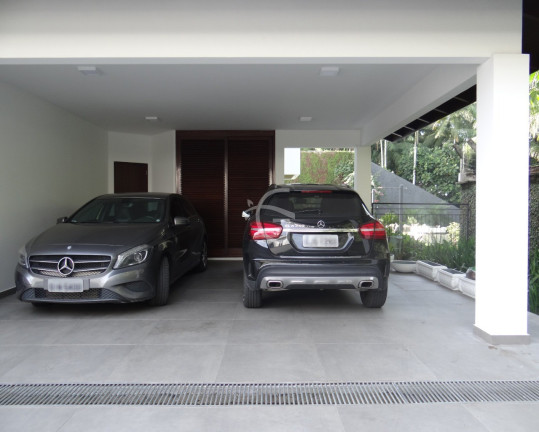 Imagem Casa com 4 Quartos à Venda, 500 m² em Glória - Joinville
