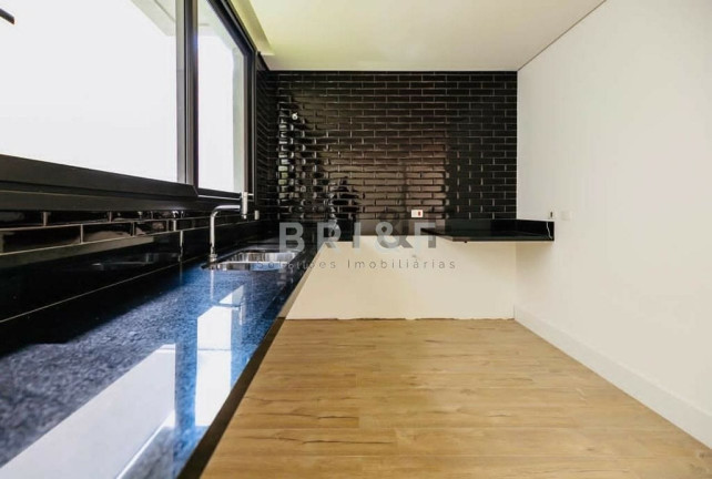 Imagem Casa com 3 Quartos à Venda, 272 m² em Moema - São Paulo Imagem Casa com 3 Quartos à Venda, 272 m² em Moema - São Paulo