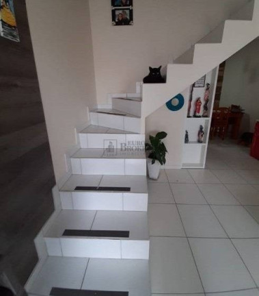 Imagem Sobrado com 3 Quartos à Venda, 90 m² em Santa Regina - Camboriú