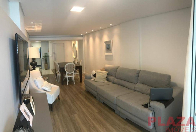 Imagem Apartamento com 2 Quartos à Venda, 167 m² em Centro - Balneário Camboriú Imagem Apartamento com 2 Quartos à Venda, 167 m² em Centro - Balneário Camboriú