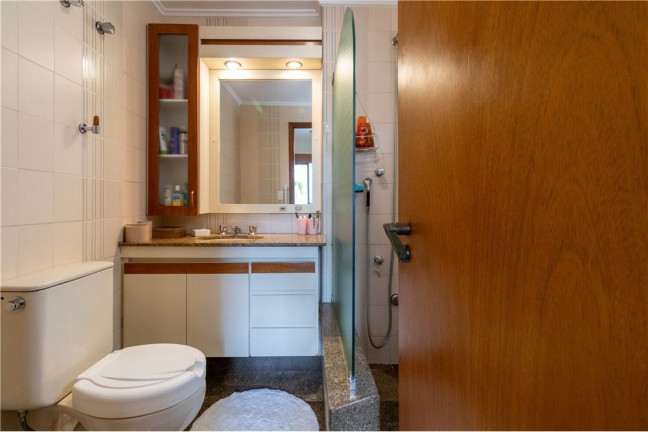 Imagem Apartamento com 3 Quartos à Venda, 143 m² em Itaim Bibi - São Paulo Imagem Apartamento com 3 Quartos à Venda, 143 m² em Itaim Bibi - São Paulo