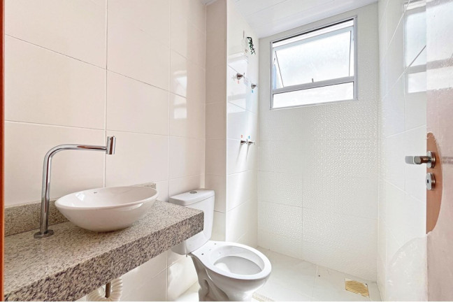 Imagem Imóvel com 2 Quartos à Venda, 40 m² em Restinga - Porto Alegre Imagem Imóvel com 2 Quartos à Venda, 40 m² em Restinga - Porto Alegre
