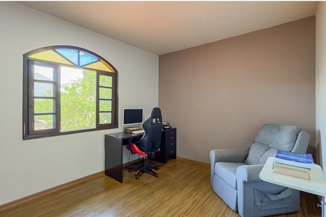 Imagem Casa com 5 Quartos à Venda, 208 m² em Parque Dos Maias - Porto Alegre Imagem Casa com 5 Quartos à Venda, 208 m² em Parque Dos Maias - Porto Alegre