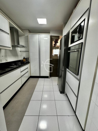 Imagem Apartamento com 3 Quartos à Venda, 112 m² em América - Joinville