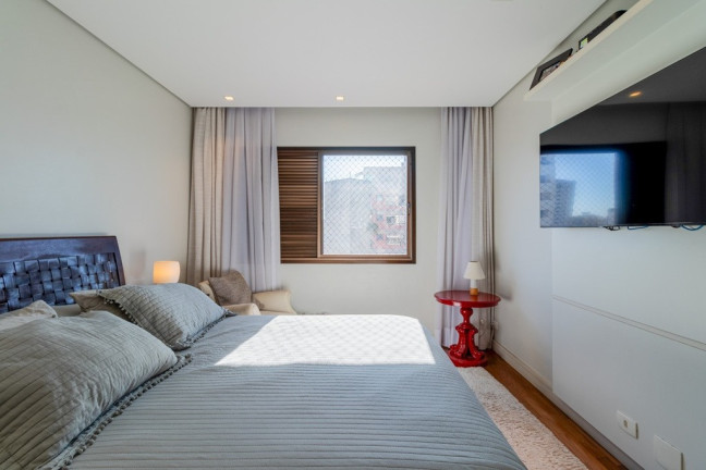 Imagem Imóvel com 4 Quartos à Venda, 261 m² em Vila Morumbi - São Paulo Imagem Imóvel com 4 Quartos à Venda, 261 m² em Vila Morumbi - São Paulo