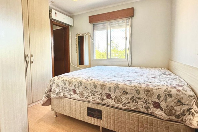 Imagem Imóvel com 3 Quartos à Venda, 108 m² em São Sebastião - Porto Alegre Imagem Imóvel com 3 Quartos à Venda, 108 m² em São Sebastião - Porto Alegre