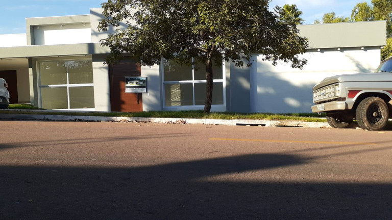 Imagem Casa com 3 Quartos à Venda, 231 m² em Jardim Imperial - Cuiabá Imagem Casa com 3 Quartos à Venda, 231 m² em Jardim Imperial - Cuiabá