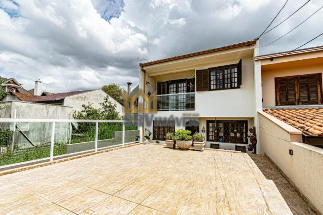 Imagem Sobrado com 3 Quartos à Venda, 210 m² em Atuba - Curitiba Imagem Sobrado com 3 Quartos à Venda, 210 m² em Atuba - Curitiba