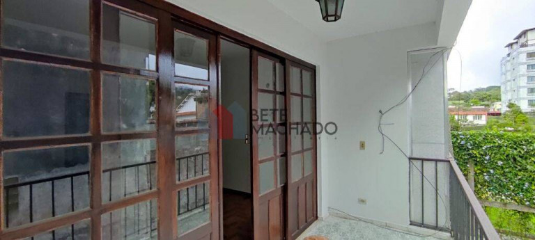Imagem Apartamento com 2 Quartos para Alugar, 89 m² em Alto - Teresópolis