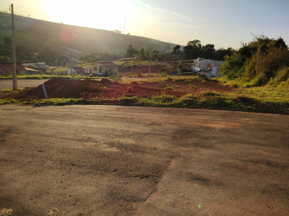 Imagem Terreno à Venda, 200 m² em Distrito De Juréia - Monte Belo Imagem Terreno à Venda, 200 m² em Distrito De Juréia - Monte Belo