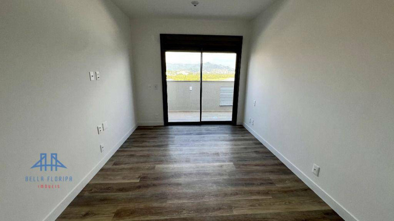 Imagem Imóvel com 3 Quartos à Venda, 126 m² em João Paulo - Florianópolis Imagem Imóvel com 3 Quartos à Venda, 126 m² em João Paulo - Florianópolis