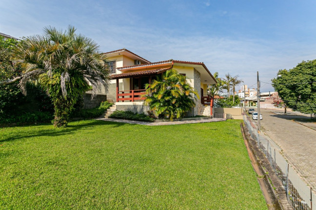 Imagem Casa com 4 Quartos à Venda, 258 m² em Itaguaçu - Florianópolis Imagem Casa com 4 Quartos à Venda, 258 m² em Itaguaçu - Florianópolis