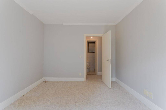 Imagem Apartamento com 3 Quartos à Venda, 278 m² em Boa Vista - Porto Alegre Imagem Apartamento com 3 Quartos à Venda, 278 m² em Boa Vista - Porto Alegre