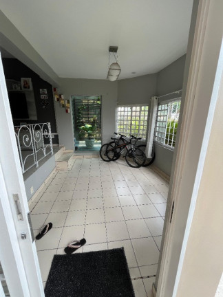 Imagem Casa com 3 Quartos à Venda, 264 m² em Aleixo - Manaus Imagem Casa com 3 Quartos à Venda, 264 m² em Aleixo - Manaus