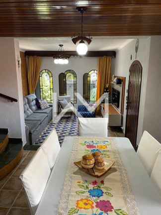 Imagem Sobrado com 3 Quartos à Venda, 217 m² em Jardim Santa Cecília - Guarulhos Imagem Sobrado com 3 Quartos à Venda, 217 m² em Jardim Santa Cecília - Guarulhos