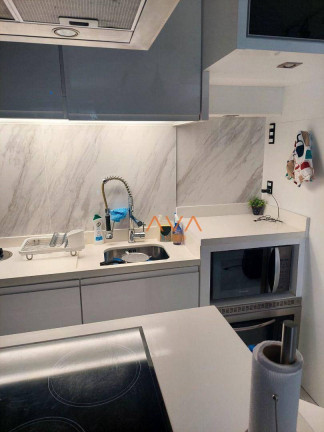 Imagem Cobertura com 2 Quartos à Venda, 63 m² em Jurerê - Florianópolis Imagem Cobertura com 2 Quartos à Venda, 63 m² em Jurerê - Florianópolis