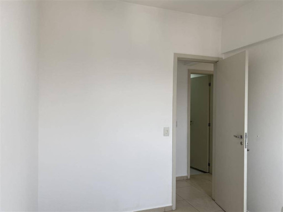 Imagem Apartamento com 3 Quartos para Alugar, 72 m² em Jardim Tupanci - Barueri