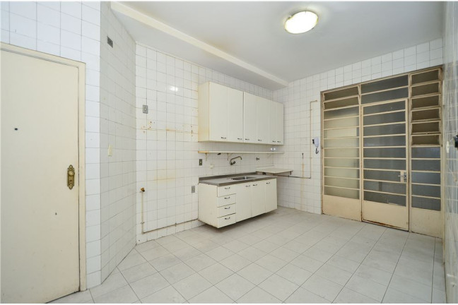 Imagem Imóvel com 3 Quartos à Venda, em Pinheiros - São Paulo Imagem Imóvel com 3 Quartos à Venda, em Pinheiros - São Paulo