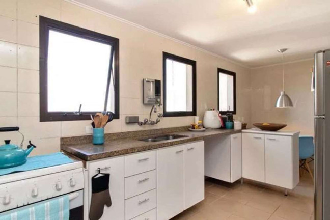 Imagem Imóvel com 3 Quartos à Venda, 176 m² em Vila Suzana - São Paulo Imagem Imóvel com 3 Quartos à Venda, 176 m² em Vila Suzana - São Paulo