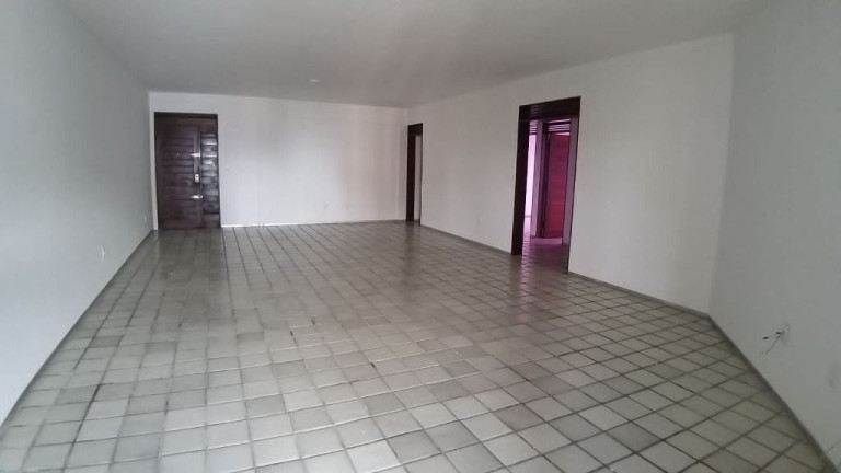 Imagem Apartamento com 4 Quartos à Venda, 194 m² em Tambaú - João Pessoa