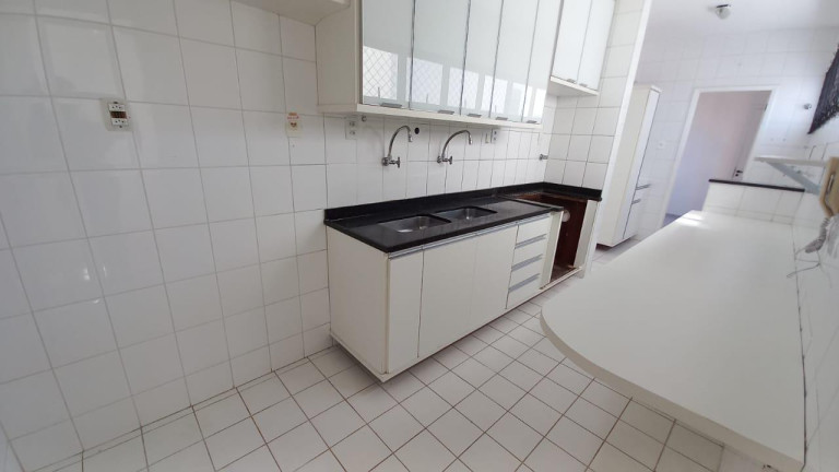 Imagem Apartamento com 4 Quartos à Venda, 127 m² em Caminho Das árvores - Salvador
