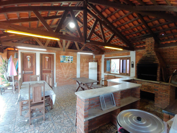 Imagem Imóvel com 3 Quartos à Venda, 350 m² em Bom Retiro Da Esperança - Angatuba Imagem Imóvel com 3 Quartos à Venda, 350 m² em Bom Retiro Da Esperança - Angatuba
