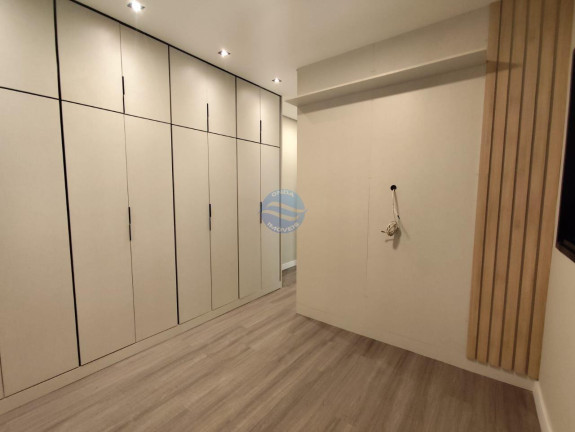 Imagem Cobertura com 3 Quartos à Venda, 191 m² em Pompéia - Santos