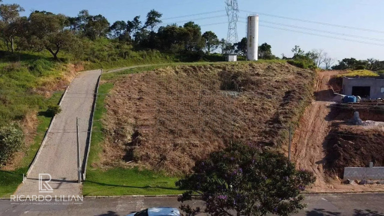 Terreno à Venda, 1.493 m² em Loteamento Village De Atibaia - Atibaia